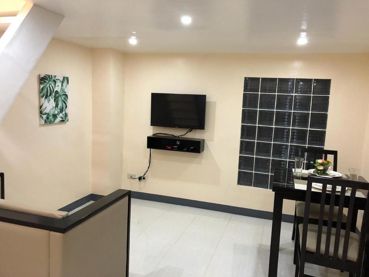 Rosetta Guest House Ormoc Exterior photo